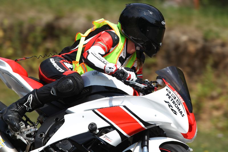 /Archiv-2018/44 06.08.2018 Dunlop Moto Ride and Test Day  ADR/Strassenfahrer-Sportfahrer grün/635